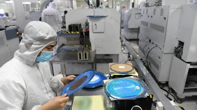 被库存和杀价困住的芯片人