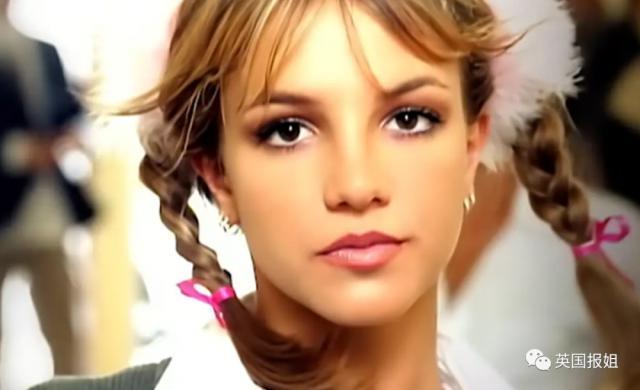 布兰妮自曝19岁意外怀孕，梦想结婚却被男友劝堕胎