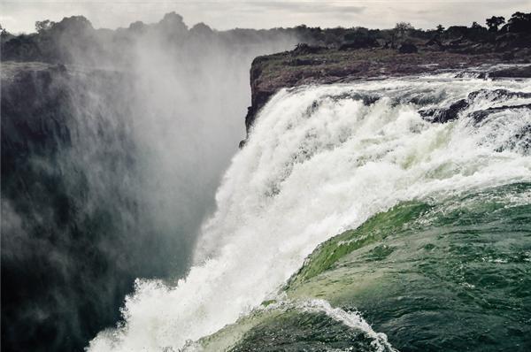 苹果 iOS 17.1 RC 再次出现重新打开“重要地点”选项问题