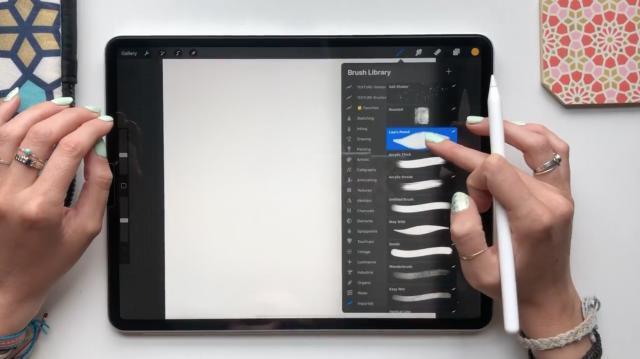 时隔5年，苹果悄悄上架的这支笔把我看不会了。