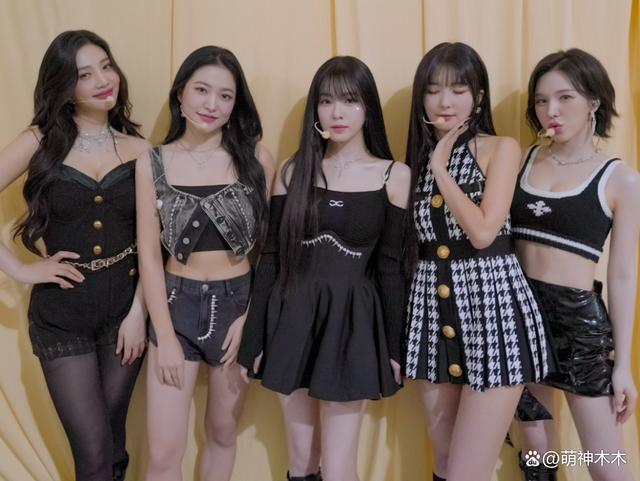 不伦不类！韩国女团偷文化闹出大笑话，回归海报直接用中式供桌