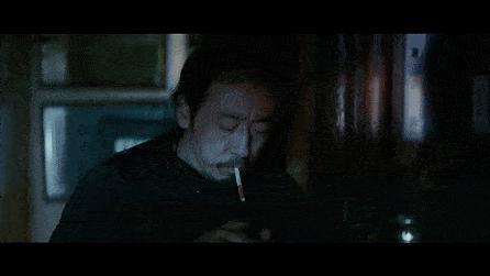 悬疑感拉满了，但他们一出来就出戏？