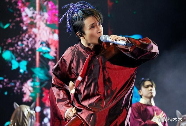 众星接力为狗发声，遭质问谁为被咬女童发声：难道人不如狗？