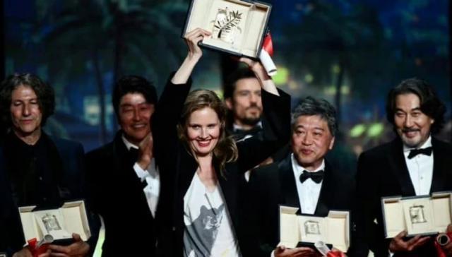 今年最强女导演，爆了