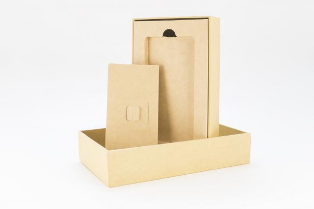 从简约到豪华再到简约，手机包装设计潮流是一个轮回