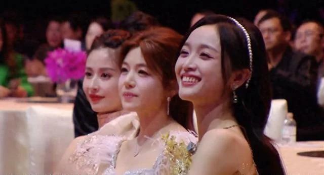 大湾区音乐汇：刘涛大鹏展翅，陈妍希摔跤，景甜美成富贵花