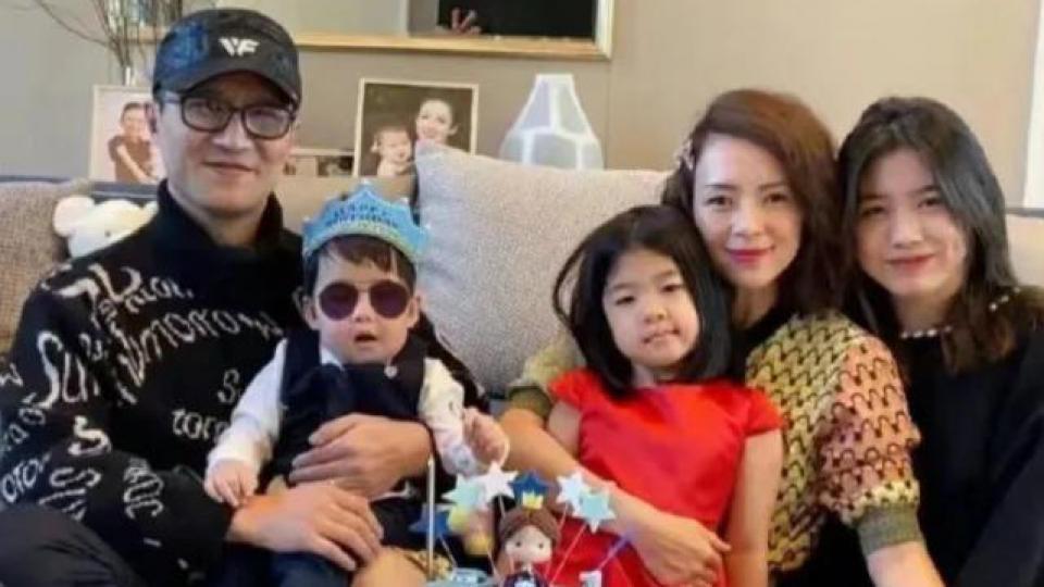 狗仔曝章子怡汪峰离婚 两子女抚养已划分