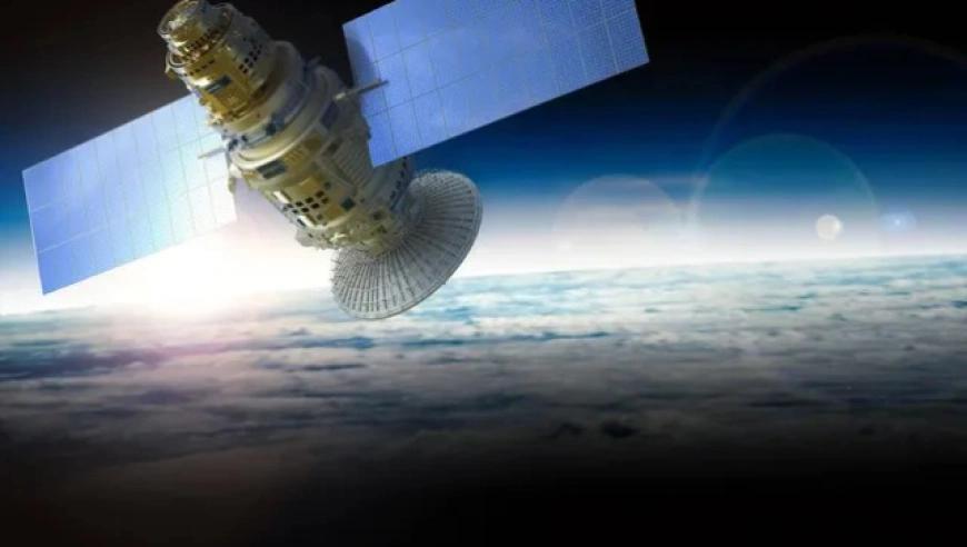 他们用华为Mate 60 Pro打了第一通卫星电话