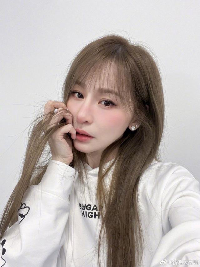 王心凌被曝与男友早已分手 新歌疑似暗示男方出轨