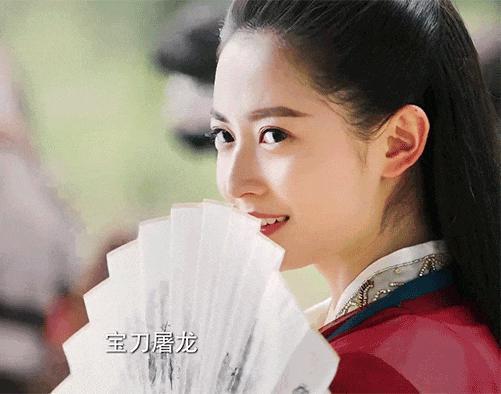 群演到女主，资源喂嘴里，接班人捧成对家，为毛还没红？