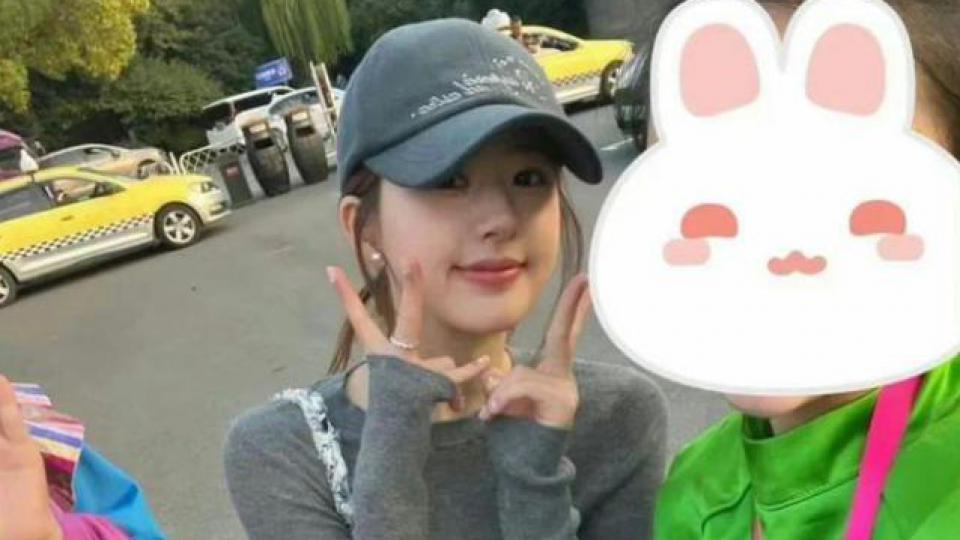 乌镇最后一波偶遇！周冬雨被嘲 赵露思暴露身高