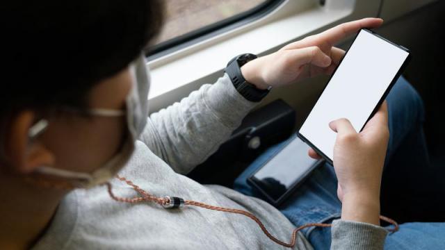 在抖音追小说，养肥了谁？