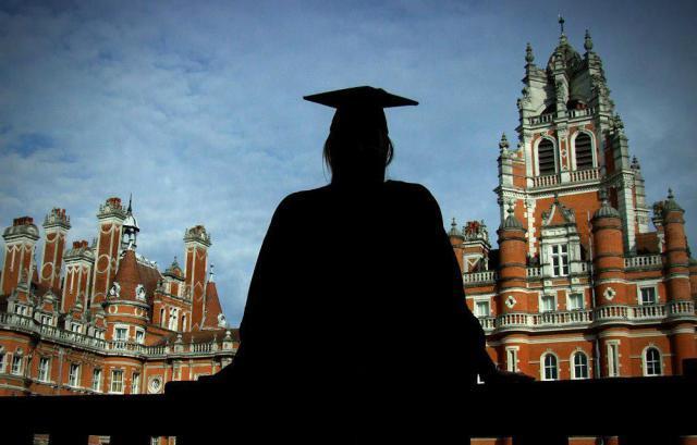 华为鸿蒙 HarmonyOS 4 升级设备数量突破 1 亿