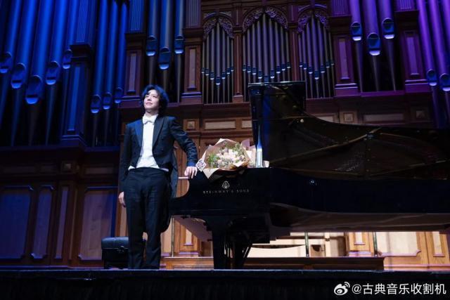 李云迪涉嫖娼被封杀两年后澳洲复出，含泪致谢观众