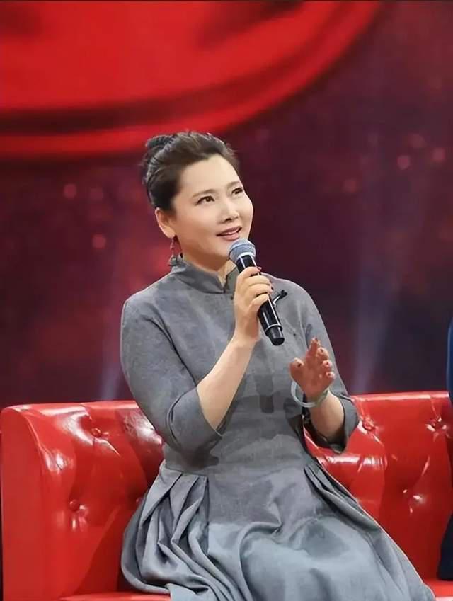 万茜调侃何赛飞有什么代表作品？她回答：请客不要怕吃胖