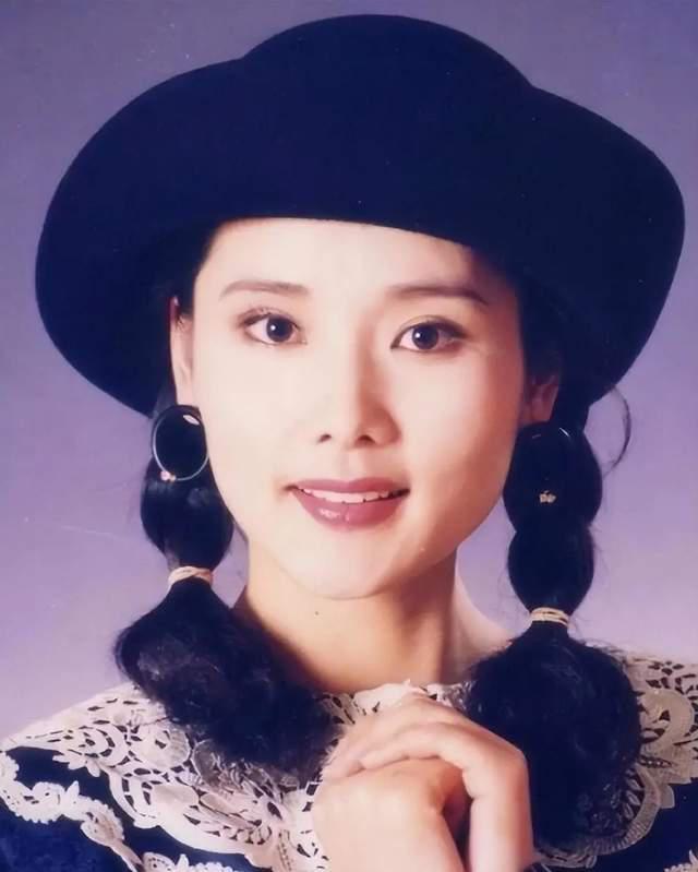 万茜调侃何赛飞有什么代表作品？她回答：请客不要怕吃胖