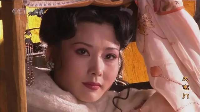 万茜调侃何赛飞有什么代表作品？她回答：请客不要怕吃胖