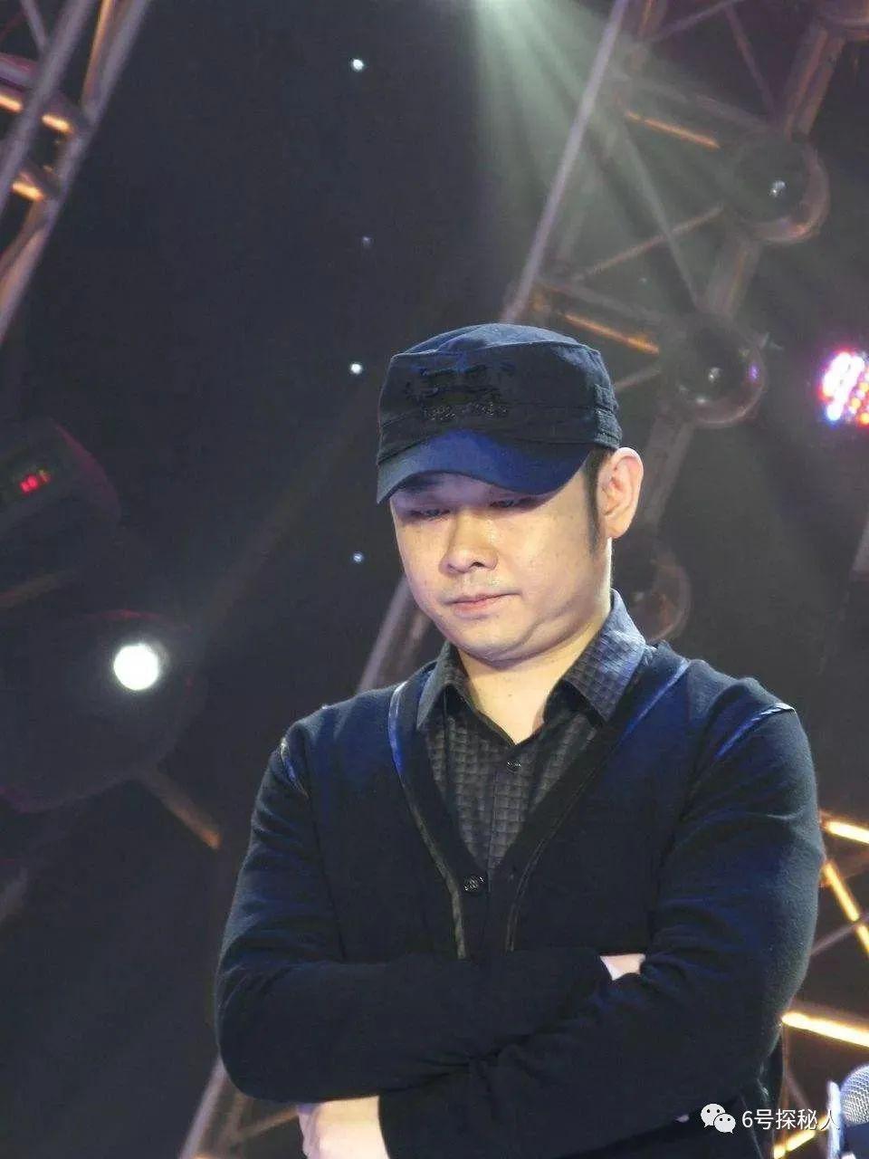 4年前被刀郎告上法庭后退出歌坛的降央卓玛，现在怎么样了