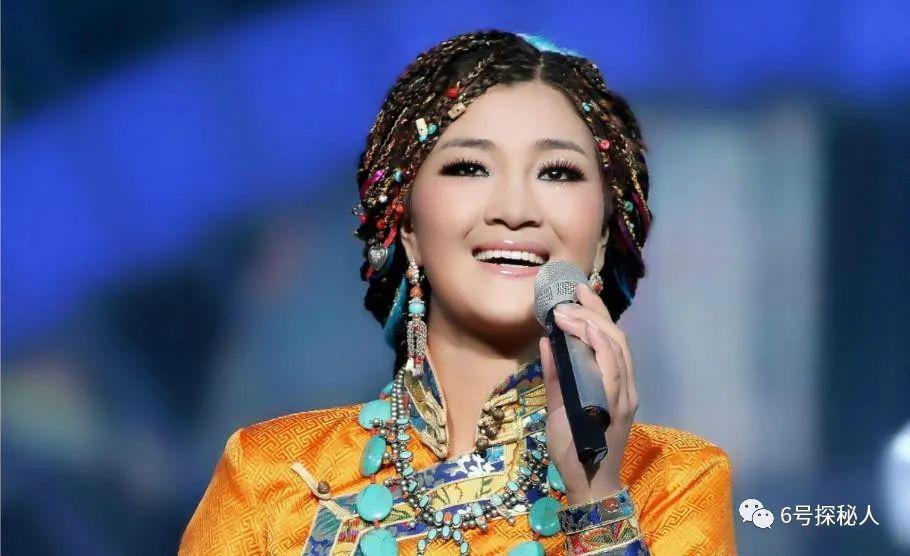 4年前被刀郎告上法庭后退出歌坛的降央卓玛，现在怎么样了