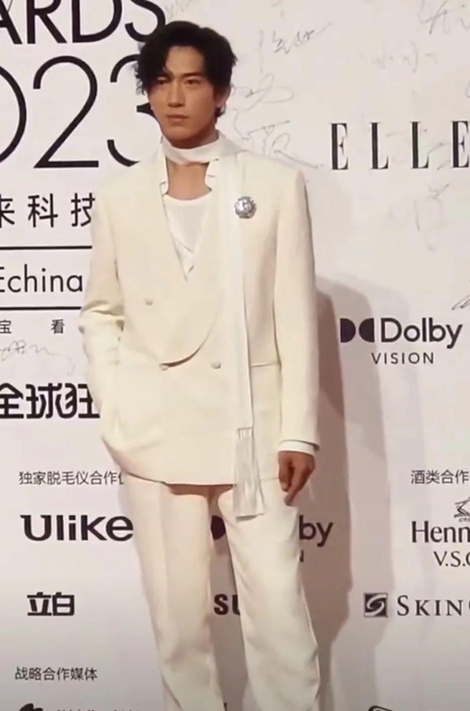 红毯年年有，今年看个乐呵吧