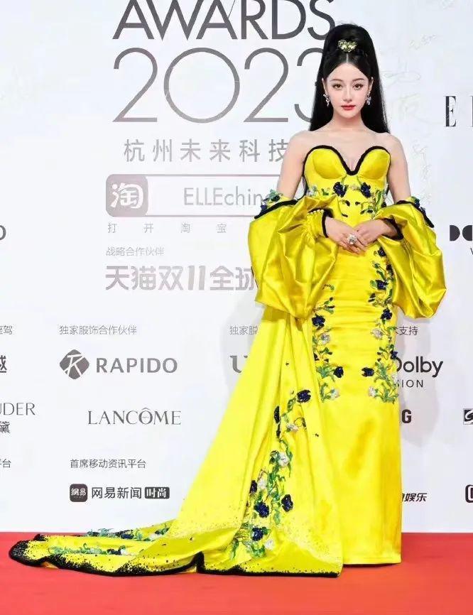 红毯年年有，今年看个乐呵吧