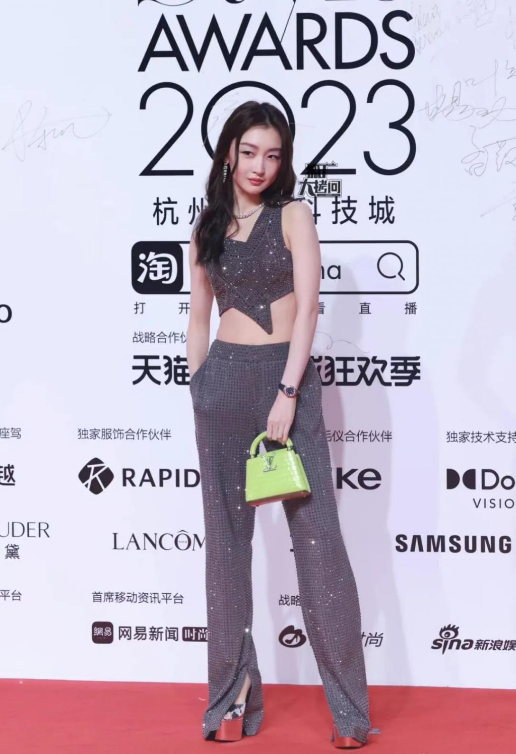 红毯年年有，今年看个乐呵吧