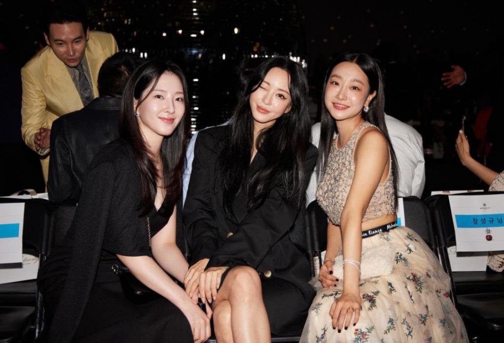 不被看好的他们在一起第三年了！