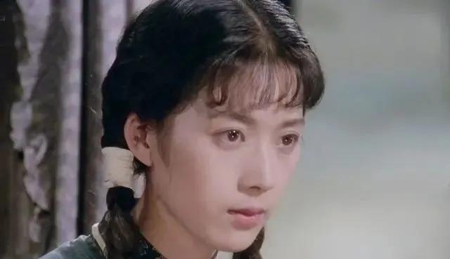 “内地第一美人”与朱琳齐名，差点被折磨至残废，她到底咋了
