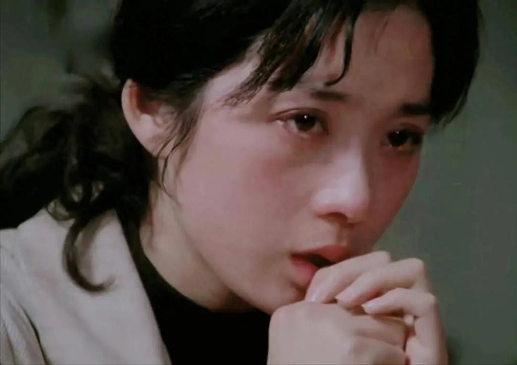 “内地第一美人”与朱琳齐名，差点被折磨至残废，她到底咋了