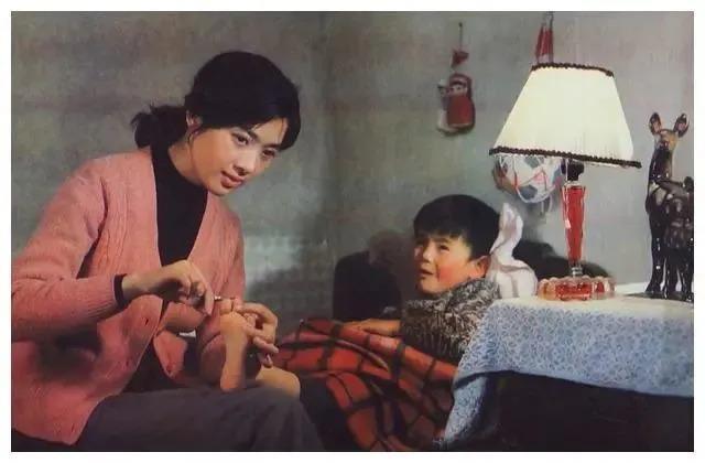 “内地第一美人”与朱琳齐名，差点被折磨至残废，她到底咋了