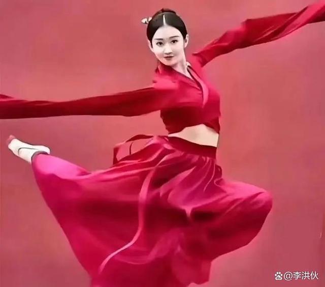 恒大三朵金花：白珊珊和林丹丹都与许老板撇清关系，就差钱香香