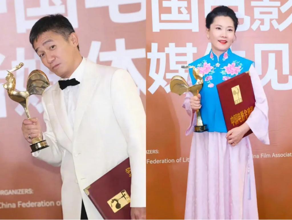 模仿人家穿黄袍，她还是太嫩了