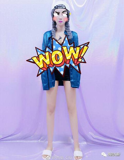 他被赶鸭子上架和女友求婚？起哄的人都挨骂了