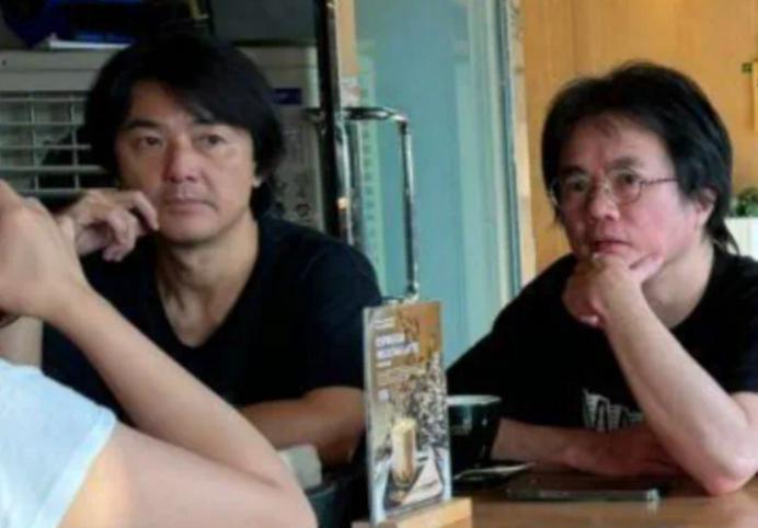 还记得《古惑仔》里的郑伊健吗？与妻子丁克至今？