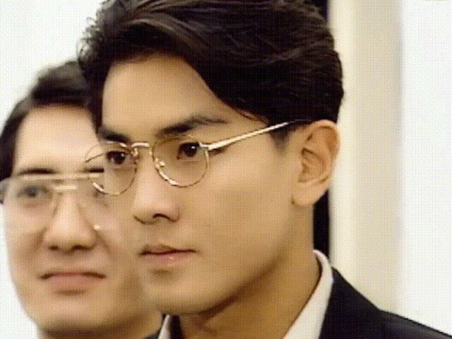 还记得《古惑仔》里的郑伊健吗？与妻子丁克至今？