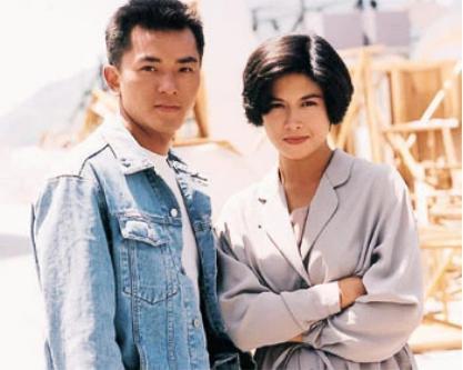 还记得《古惑仔》里的郑伊健吗？与妻子丁克至今？