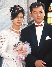 还记得《古惑仔》里的郑伊健吗？与妻子丁克至今？