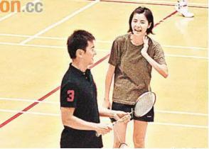 还记得《古惑仔》里的郑伊健吗？与妻子丁克至今？