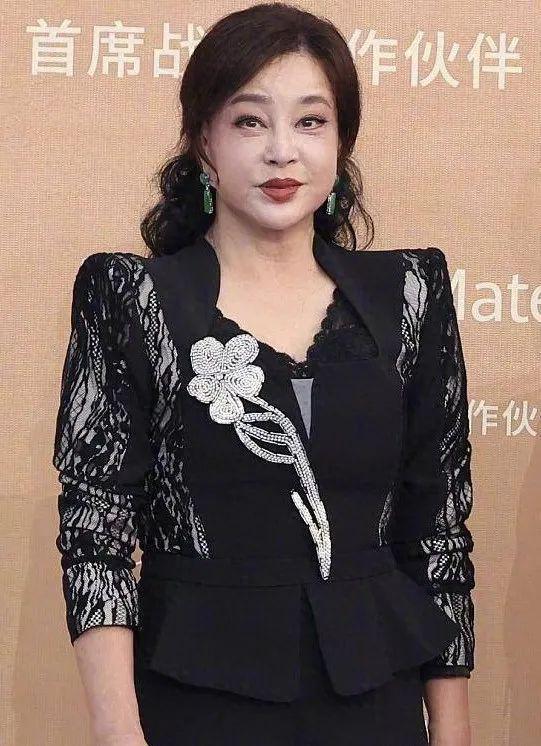 看了这9位55 女星现状，才知道前凸后翘，比不上优雅松弛