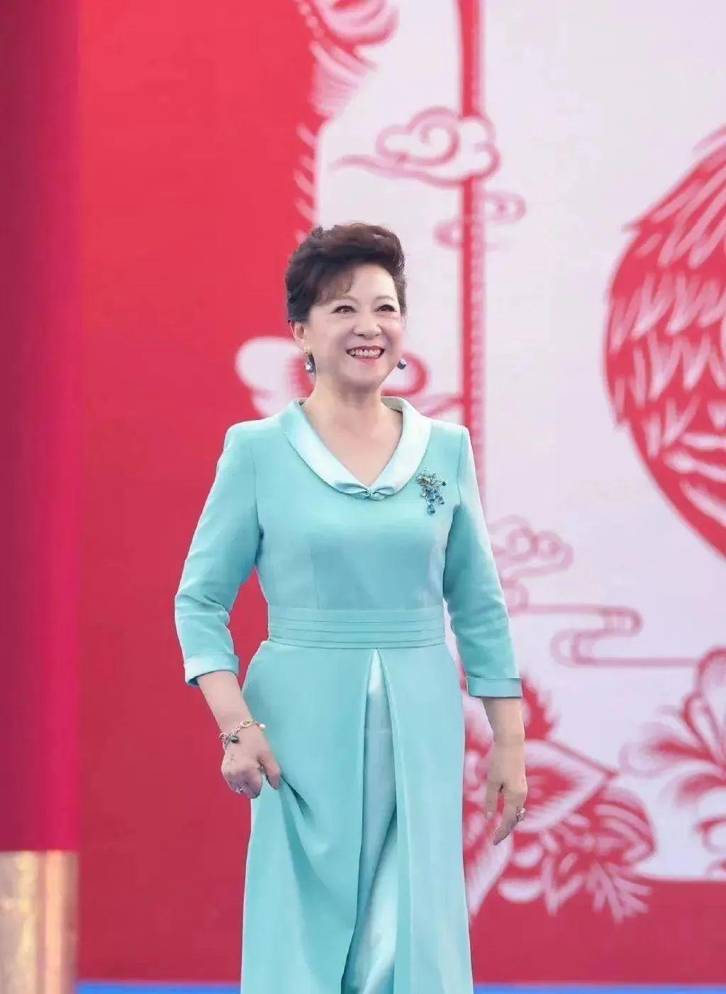 看了这9位55 女星现状，才知道前凸后翘，比不上优雅松弛