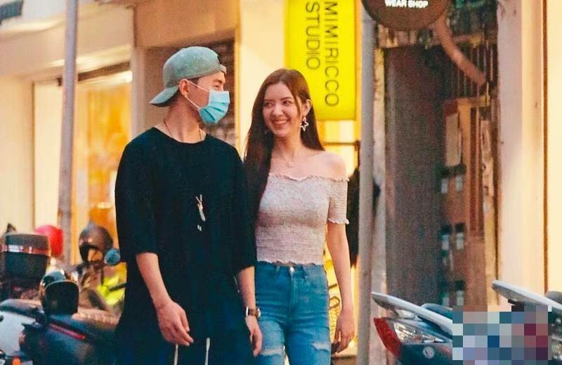 唐禹哲否认被强迫求婚，称早就已经做好了计划，没想到会造成误解