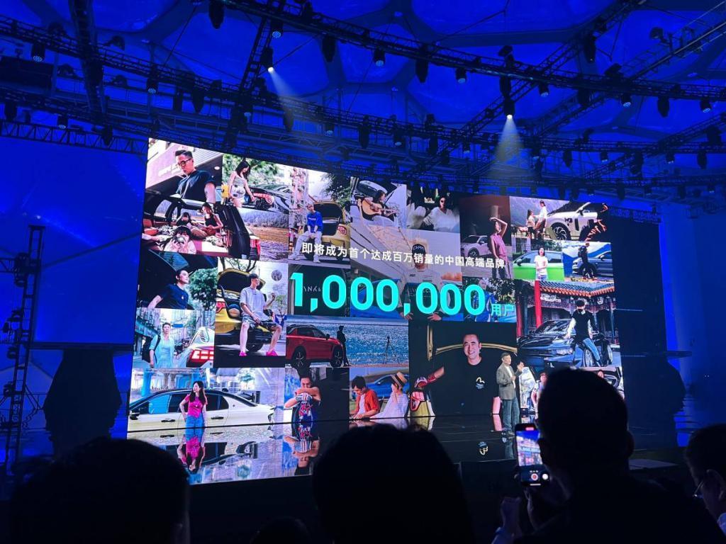 领克 03  ，国产燃油车最后的荣光