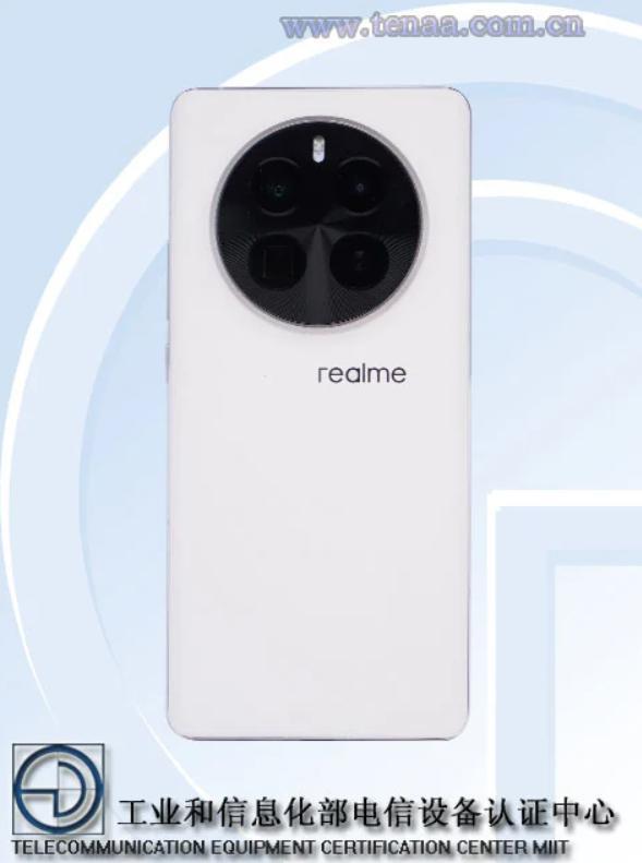 消息称 realme 真我 GT5 Pro采用微曲极窄屏，峰值亮度超 3000nit