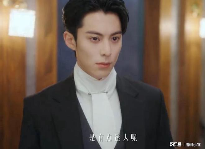 明明长得很丑，却非要演“绝世美男”，这位男星当观众高度近视？