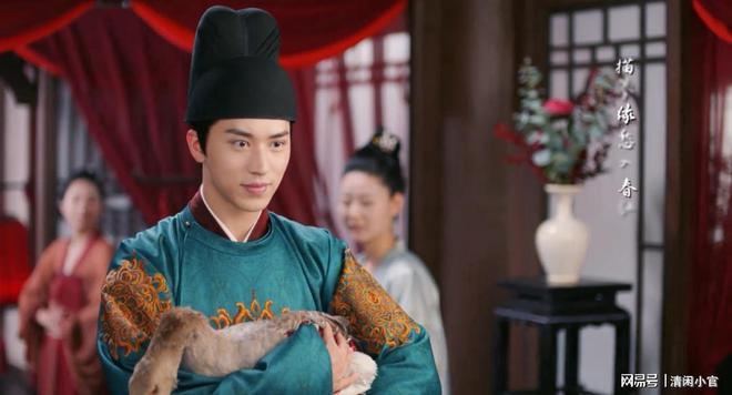 明明长得很丑，却非要演“绝世美男”，这位男星当观众高度近视？