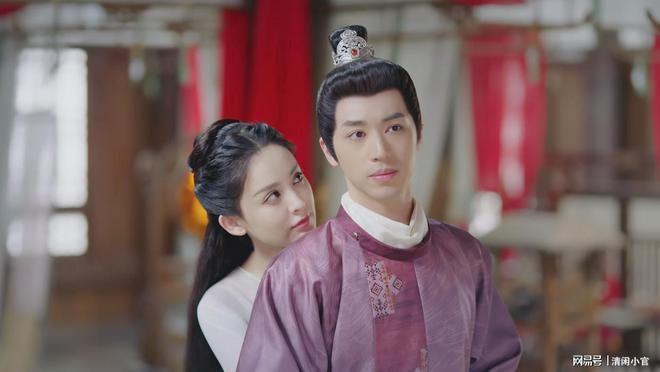 明明长得很丑，却非要演“绝世美男”，这位男星当观众高度近视？