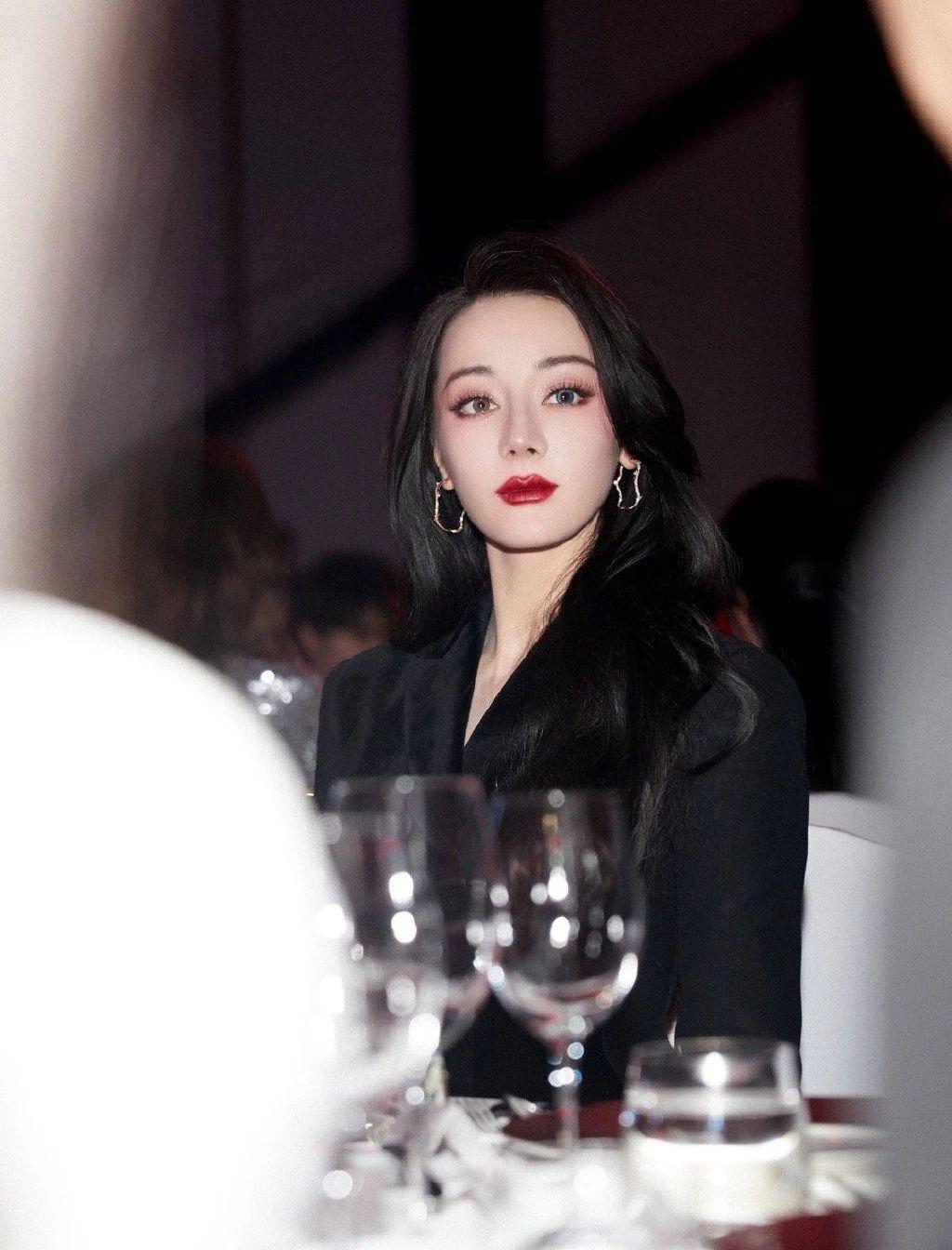 啊！我死了！姐姐杀我！这绝对是内娱独一份
