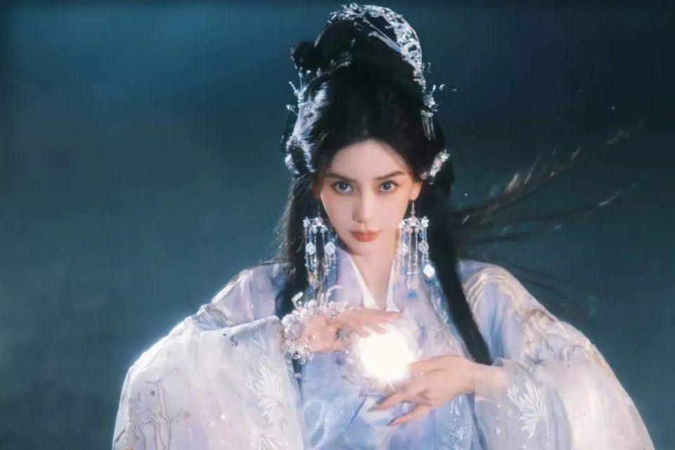 演什么都没“观众缘”的女星，资源好得令人羡慕，可惜就是捧不红
