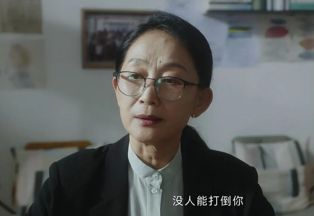 一个人毁了整部剧！11月刚结束，37岁热依扎就以这种方式翻车了