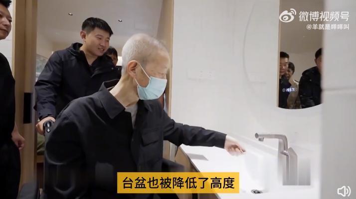 呵…这时候想到你妈了…